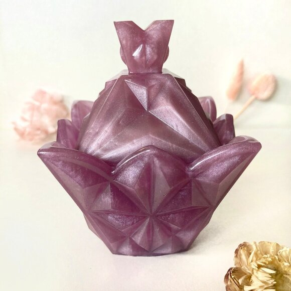 Pearl Lilac color Resin Trinket box / Jewelry Trinket box / Christmas gift - Picture 1 of 3